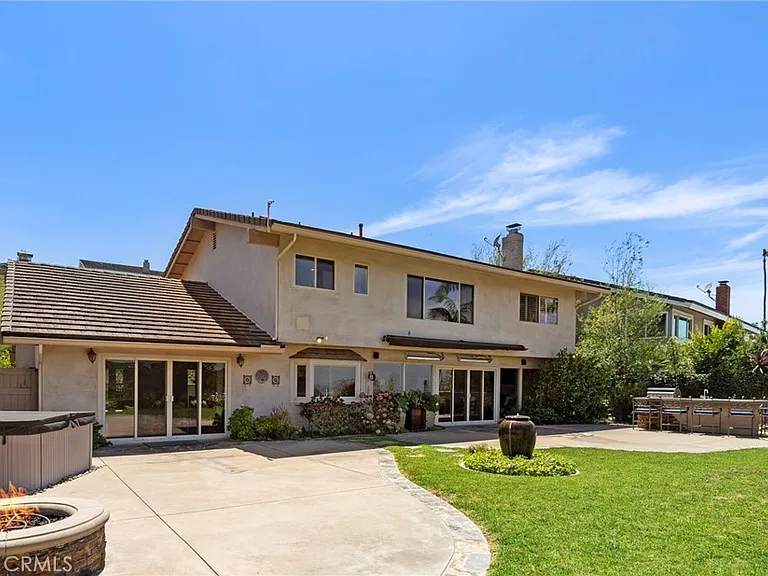 26 Mission Bay Dr — Photo 10
