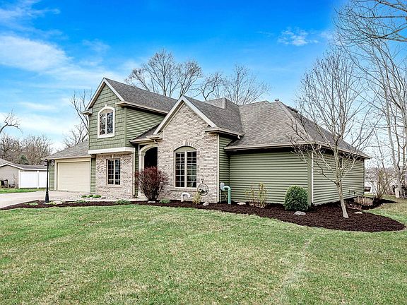 4th image of 5988 S Red Bud Ln