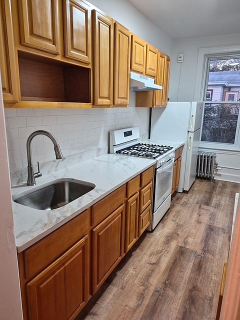 1st image of 332 90th St APT B4