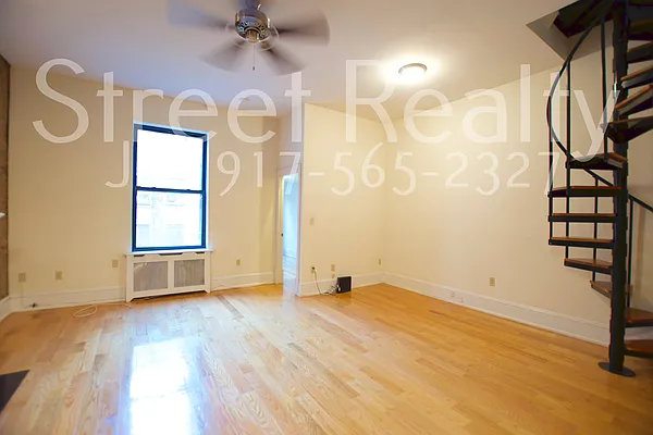 Rented by Street Realty Brokerage LLC | media 20