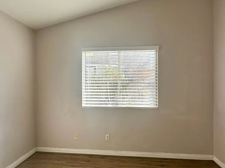 240 Sierra Madre Way — Photo 45