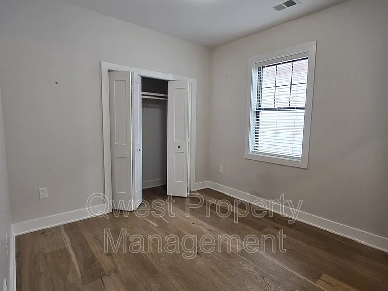 629 Fairview Ave #1 — Photo 4