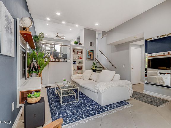 3rd image of 5455 Sylmar Ave APT 2401