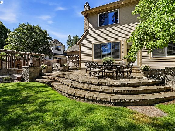 3rd image of 5326 Denton Dr