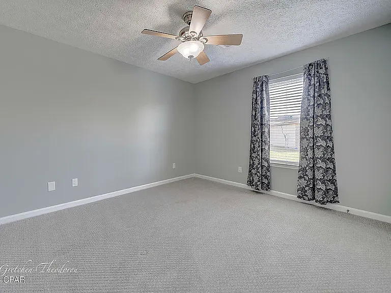 4704 Shannon Ln — Photo 21