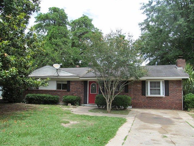 1st image of 803 Essex Dr