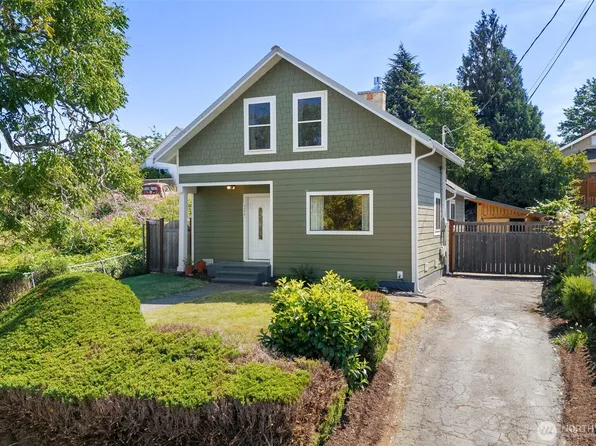 914 McKenzie Avenue, Bremerton, WA 98337