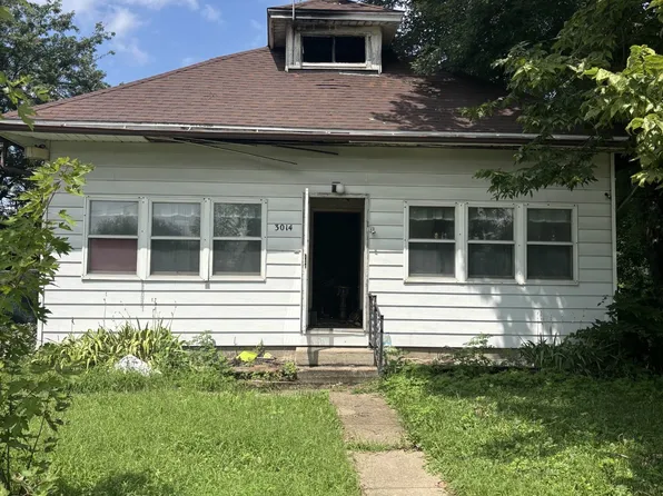3014 Scott Ave, Des Moines, IA 50317