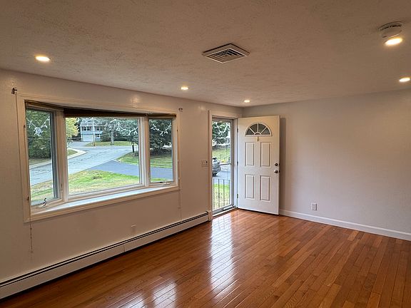 Living Room - front door
