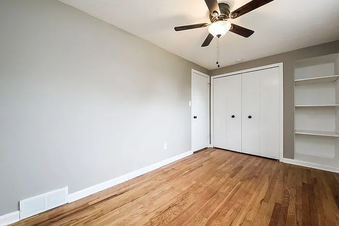 2351 Columbia Rd — Photo 9