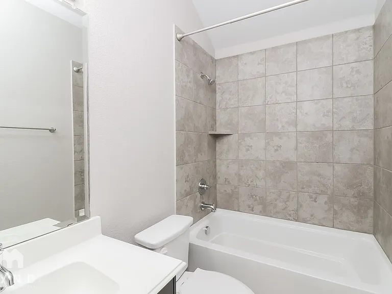 12325 Treeline Dr — Photo 14