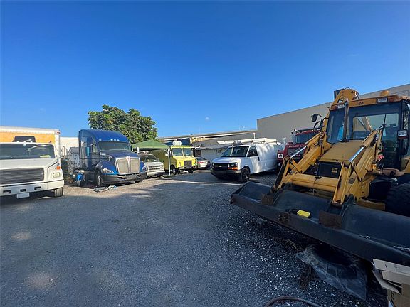 2nd image of 16951 NW 4th Avenue