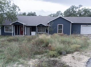 560 Persimmon Pass, Fischer, TX 78623