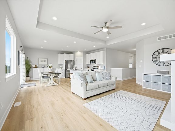 5th image of 3505 NE 11th St