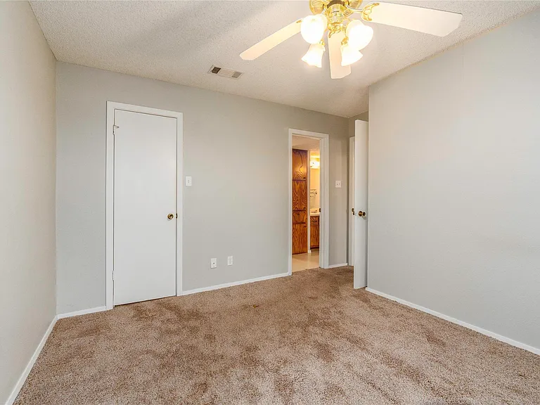 6903 Deatonhill Dr #28 — Photo 10