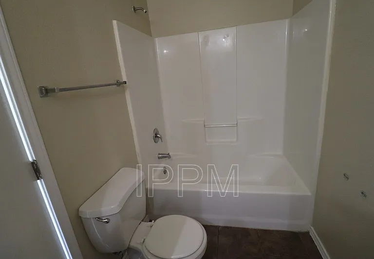 17124 Mandarin Ave — Photo 11
