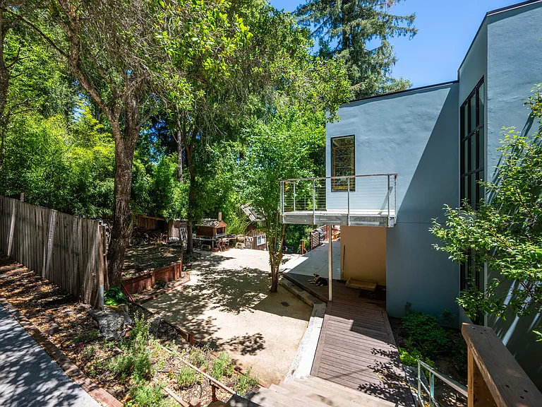 2733 N Fitch Mountain Rd — Photo 48