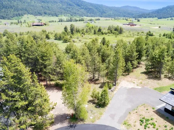 440 Wilhelm Creek Ct, McCall, ID 83638