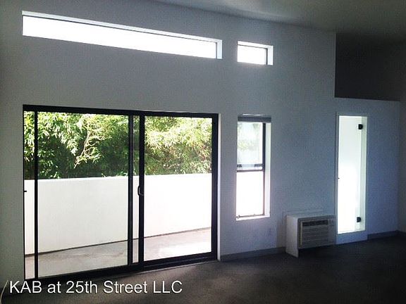 2nd image of 830 25th St Ste 205
