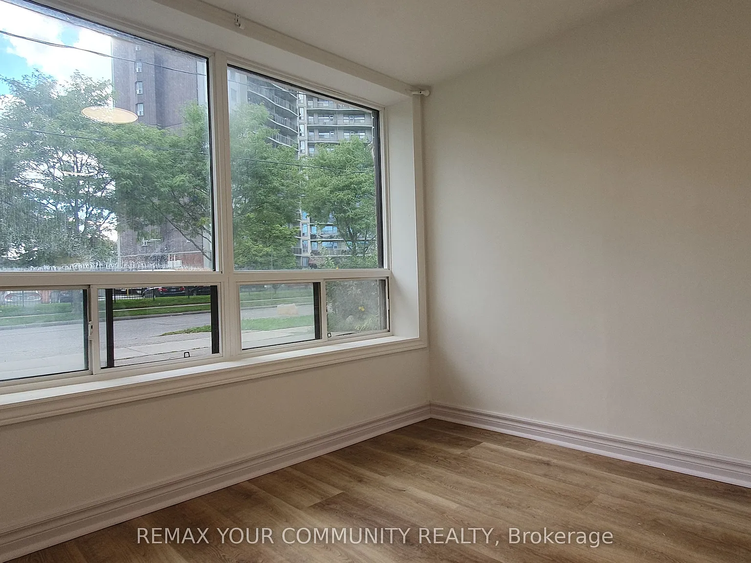 1 bed, $1,695 — Photo 2