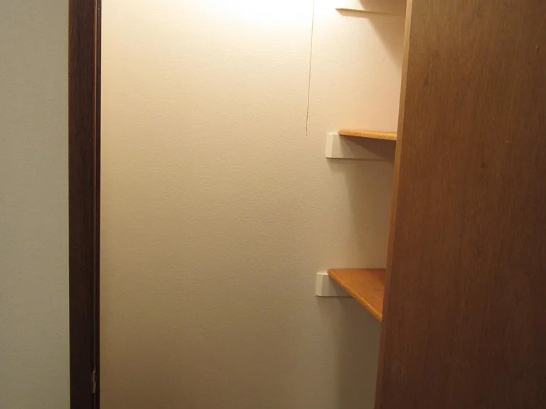 811 Clark Ave #6 — Photo 4