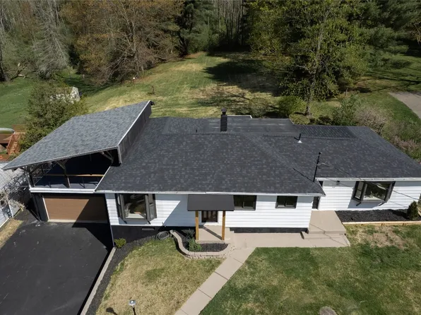 149 Meeker Rd, Vestal, NY 13850