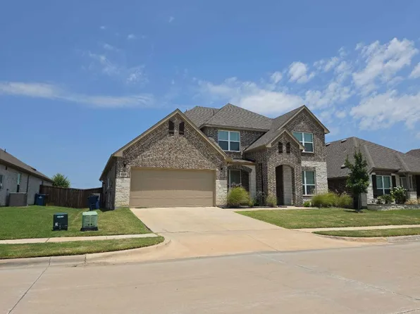 1525 Sawyer Dr, Aubrey, TX 76227