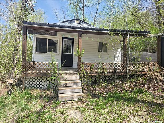 2nd image of 553 1st STREET