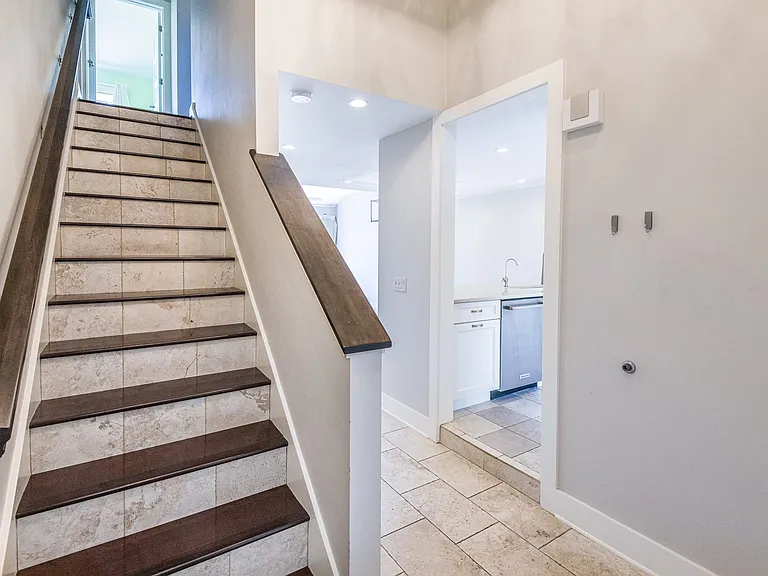 5332 Huntingwood Ct #26 — Photo 35
