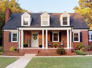 322 S Main St, Broadway, NC 27505