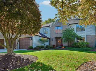 18303 Rustic Holw, Strongsville, OH 44136