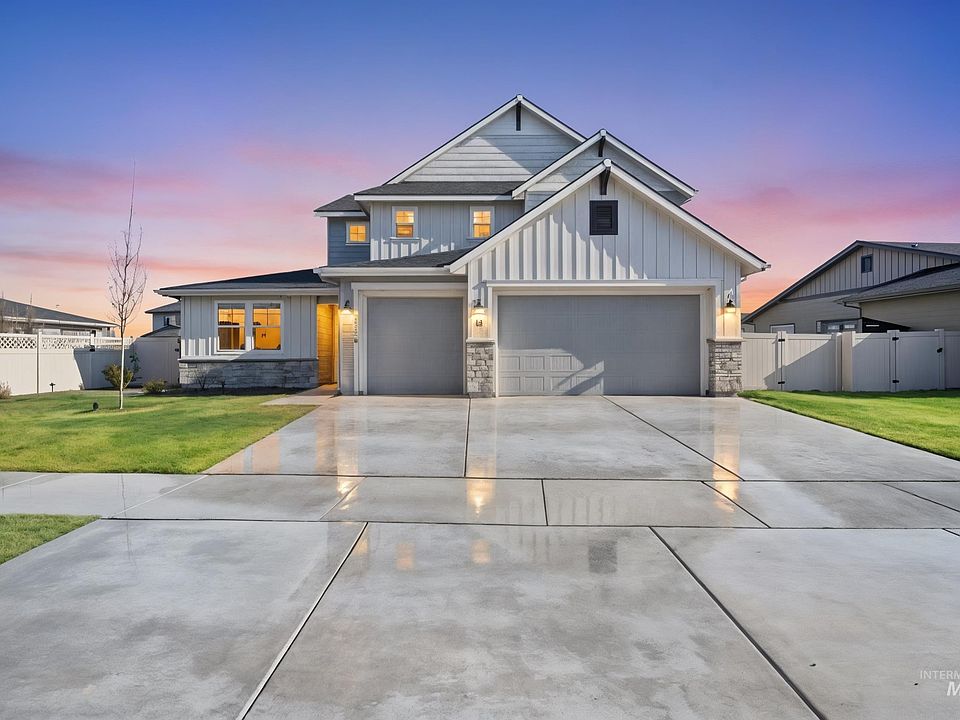 1st image of 1334 N Callander Way