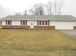 8982 E Hillcrest Rd, Columbus, IN 47203