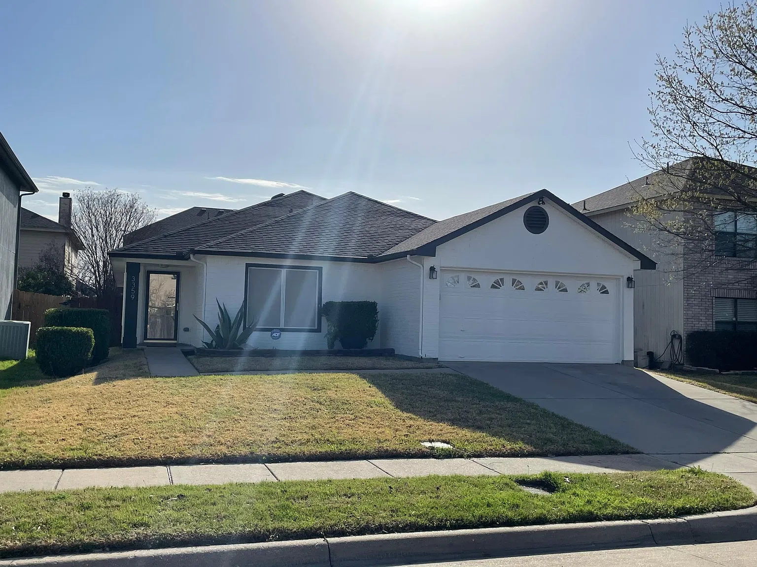 3 bed, 1770 sqft, $1,995 — Photo 1