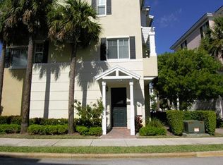 560 NW 39th Cir, Boca Raton, FL 33431