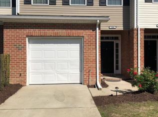 104 Chambers Rd, Newport News, VA 23602