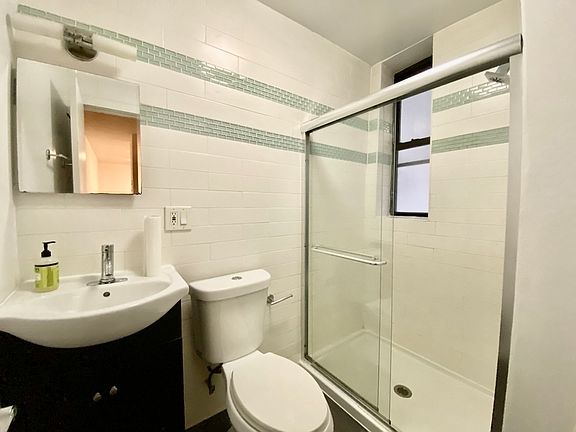 5th image of 432 W 163rd St