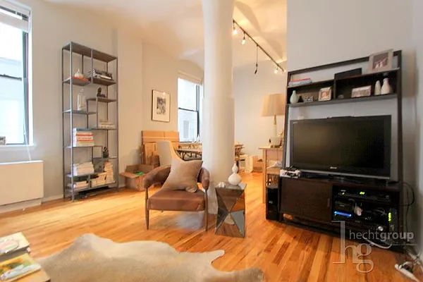 Rented by Hecht Group | media 27