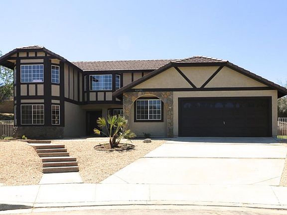 3rd image of 41421 Sandalwood Pl