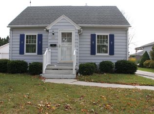 1623 Grand Ave, Manitowoc, WI 54220