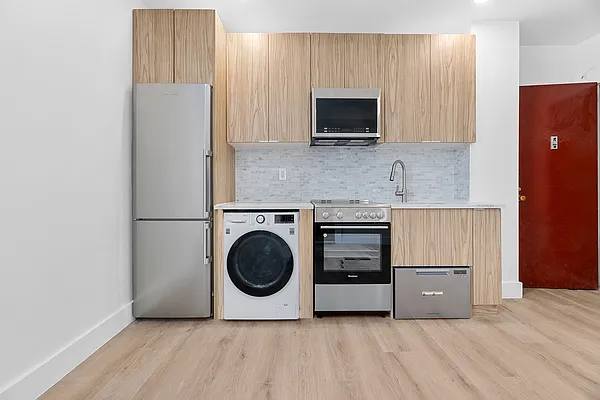 Rented by REAL New York | media 17