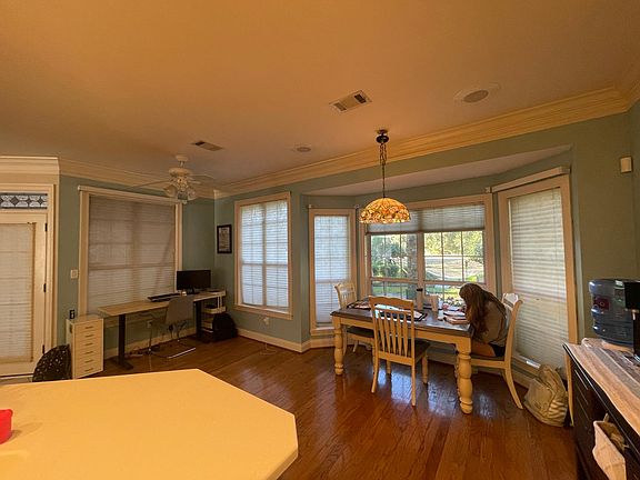 5th image of 4449 Turnberry Pl