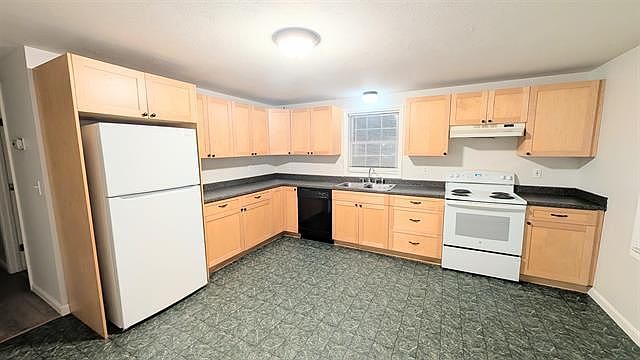 1st image of 266 Bell St #1