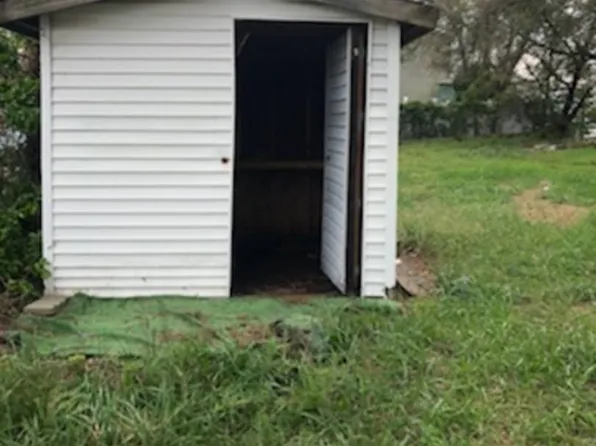 1 Street Howard Bch, Howard Beach, NY 11414