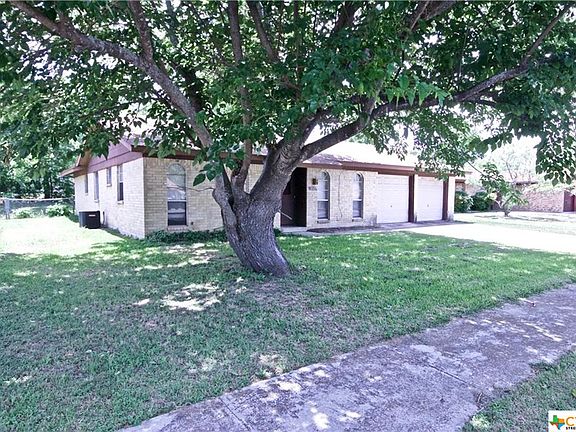 2nd image of 1010 Bonner Dr