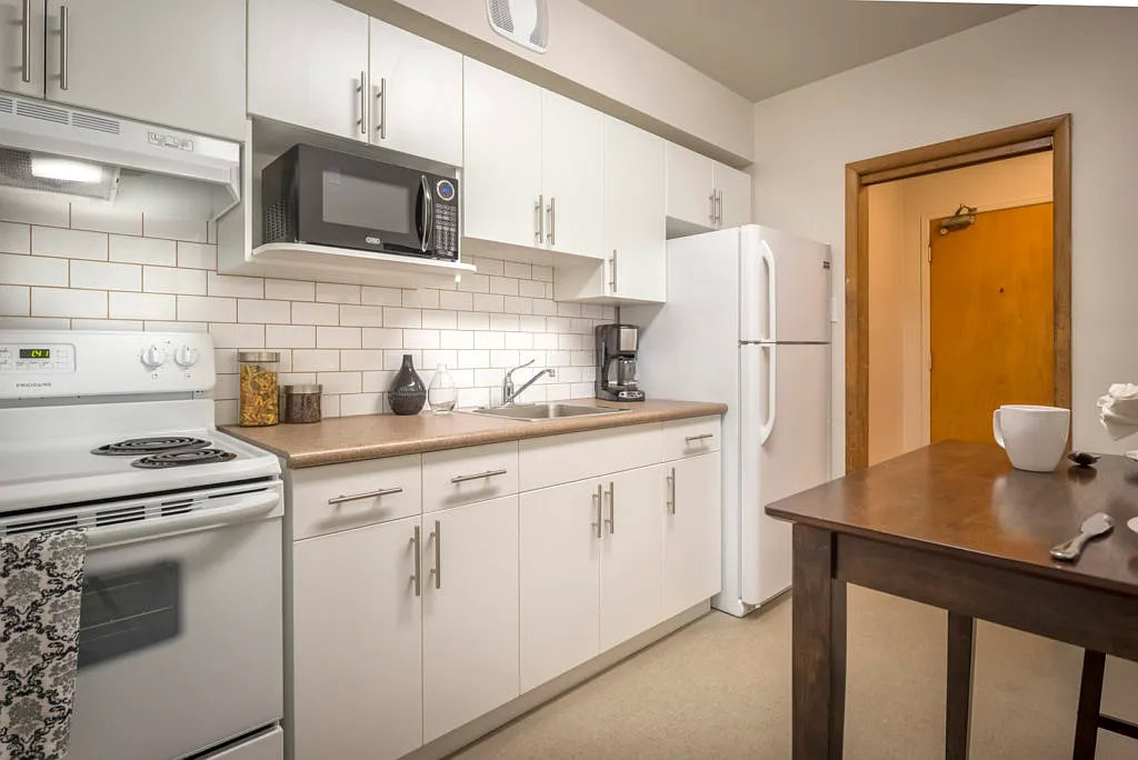 Fay Ellen Apartments — Photo 4