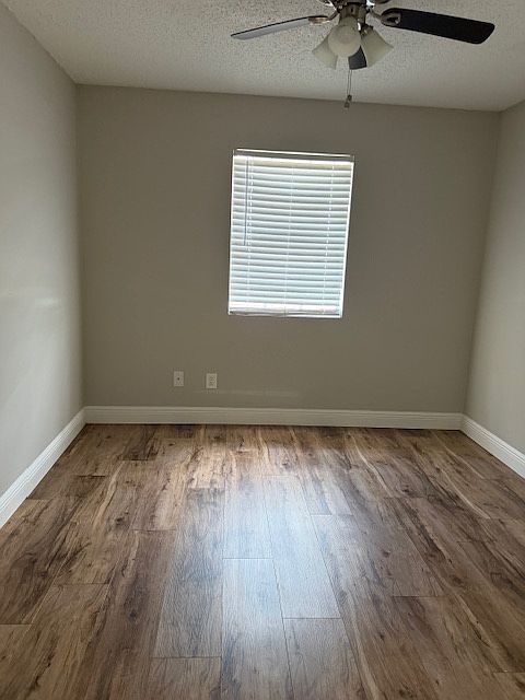 2nd image of 1845 McFaddin St APT 6