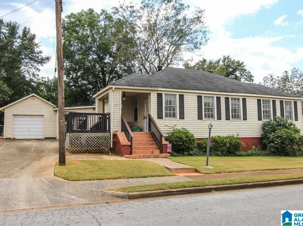 106 Henry St, Talladega, AL 35160