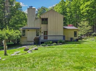 48 Cooper Hollow Rd, Woodstock, NY 12409