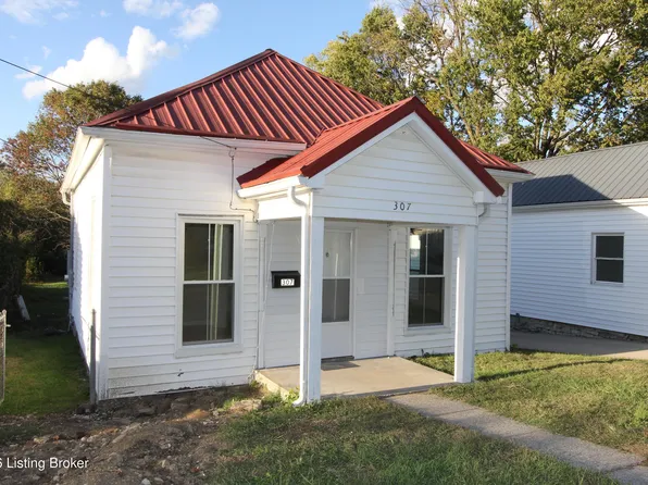 307 E Woodford St, Lawrenceburg, KY 40342